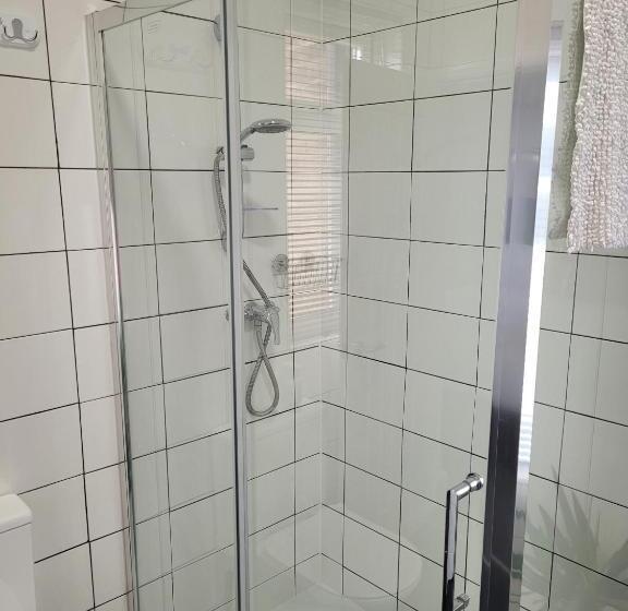 اتاق سوپریور, Edelweiss Guest House