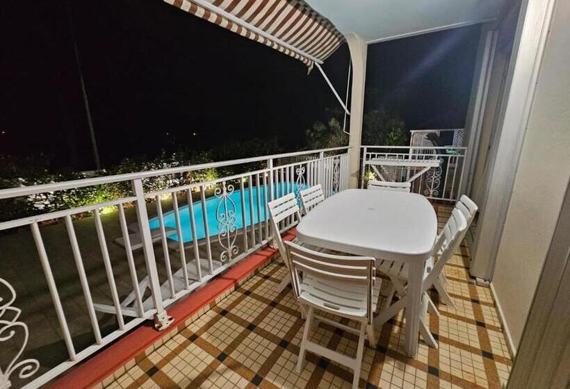 خانه 2 خوابه, La Maison Aux Orchidées