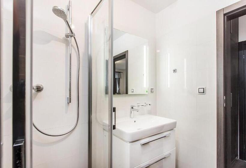 آپارتمان لوکس 1 خوابه, Apartmány Nová Sala