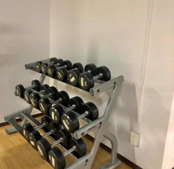 آپارتمان 1 خوابه, Downtown Boutique Apartment With View To The Park 805