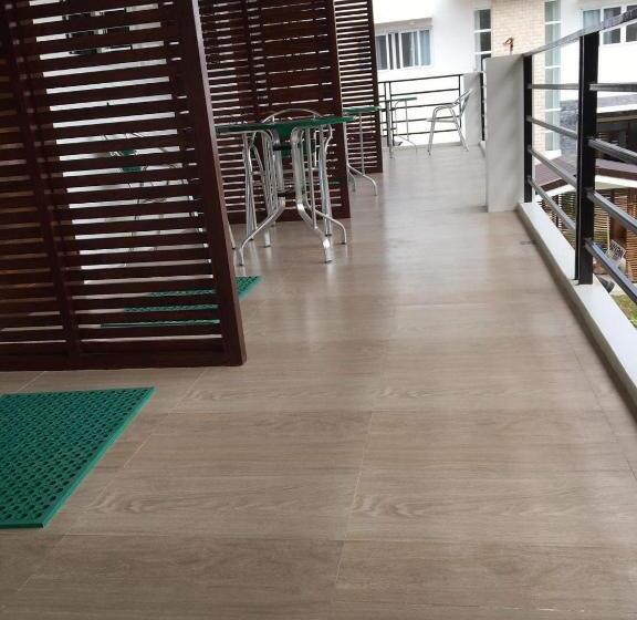 Номер Стандарт Вид на Сад, Maykenn Beach