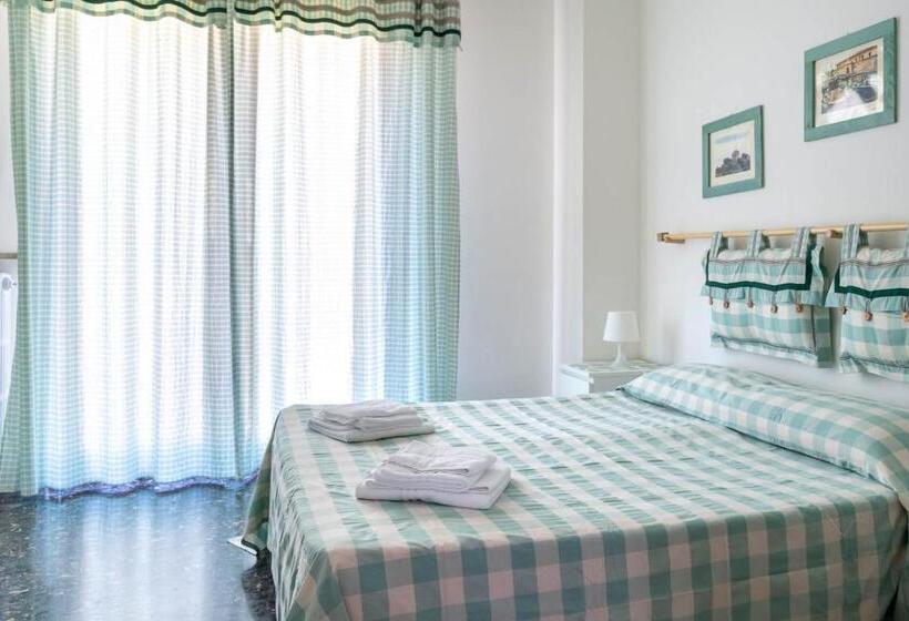 اتاق استاندارد با بالکن, B&b La Gradina