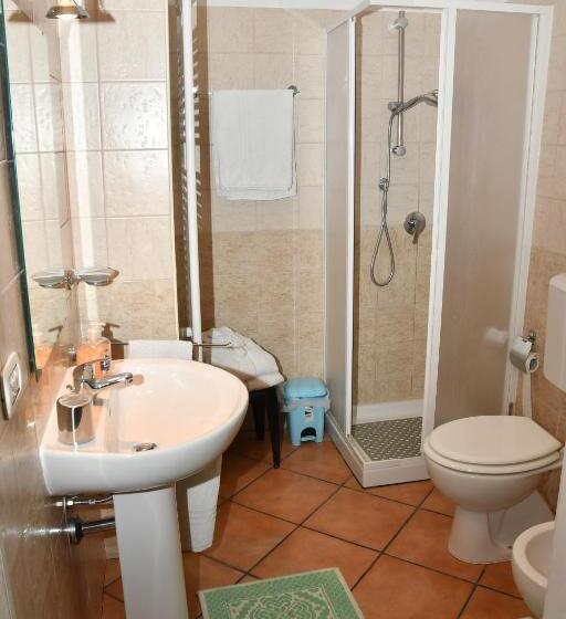 Номер Стандарт, B&b Mitzixeddas Sa Domu De Braxia