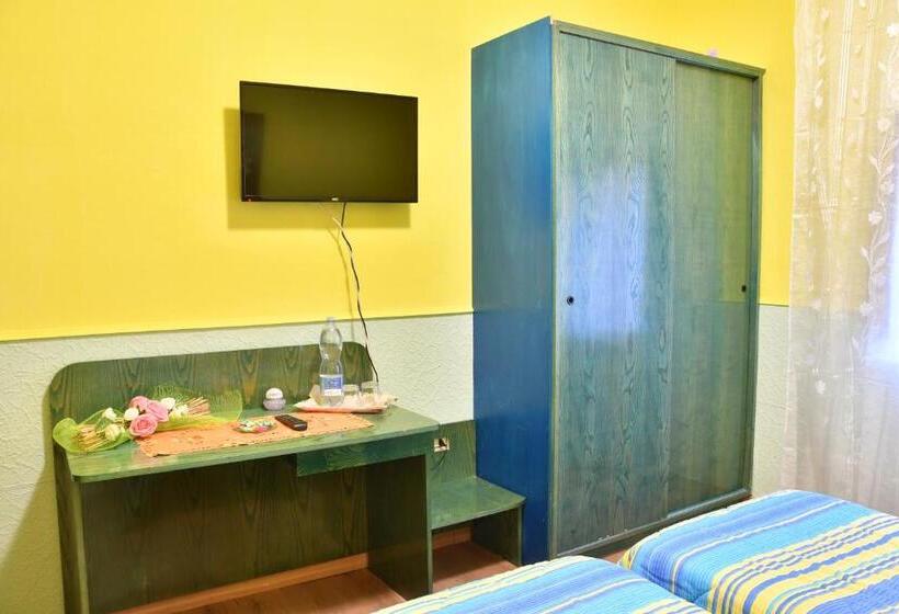 Quarto Estandar, B&b Mitzixeddas Sa Domu De Braxia