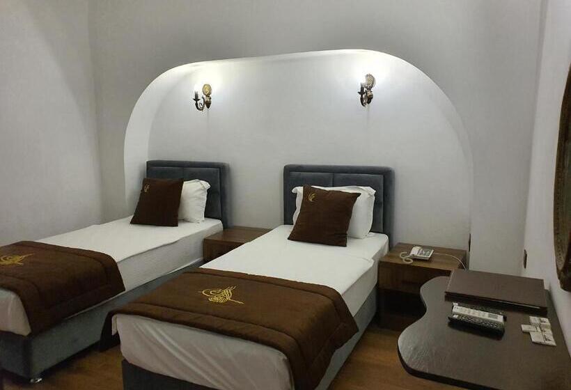 اتاق اکونومی, Kanuni Kervansaray Historical