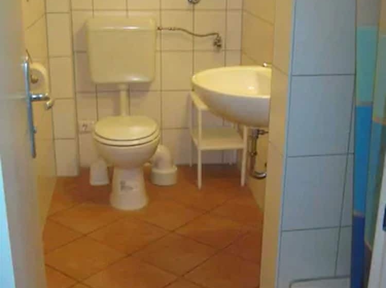 اتاق استاندارد برای معلولان, City Inn