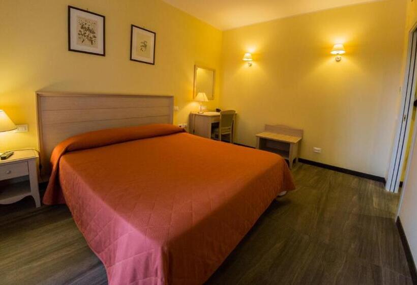 سوئیت جونیور خانوادگی, Il Parco Sul Mare Resort & Spa