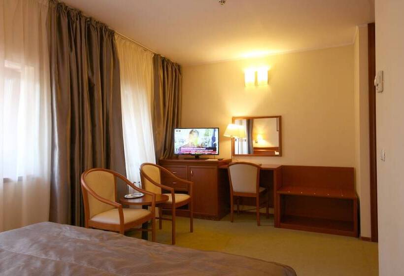 اتاق استاندارد, Savoy