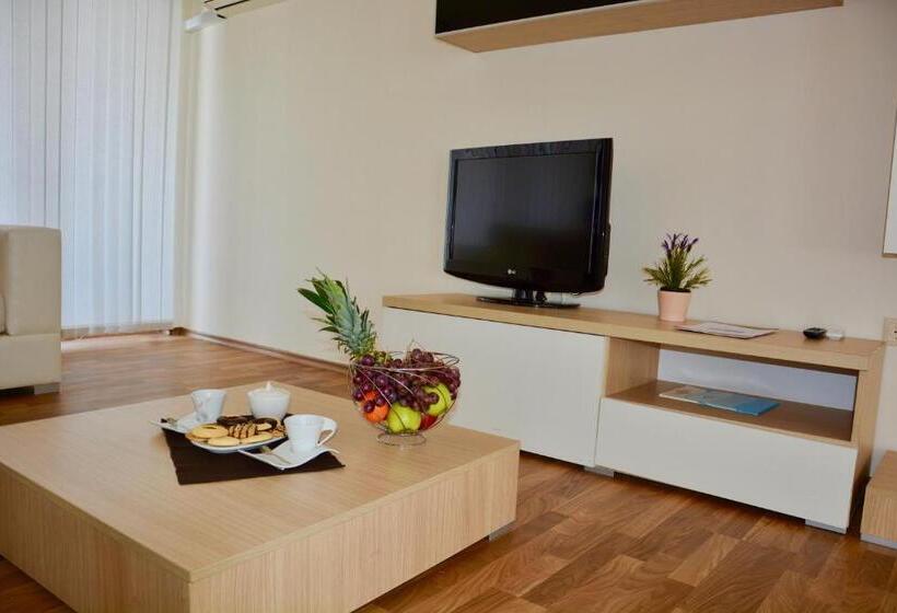 Апартаменты 2 Спальни, Rainbow 1 Holiday Complex