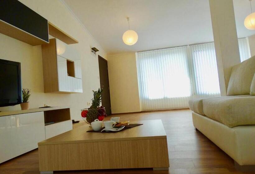 Апартаменты 2 Спальни, Rainbow 1 Holiday Complex