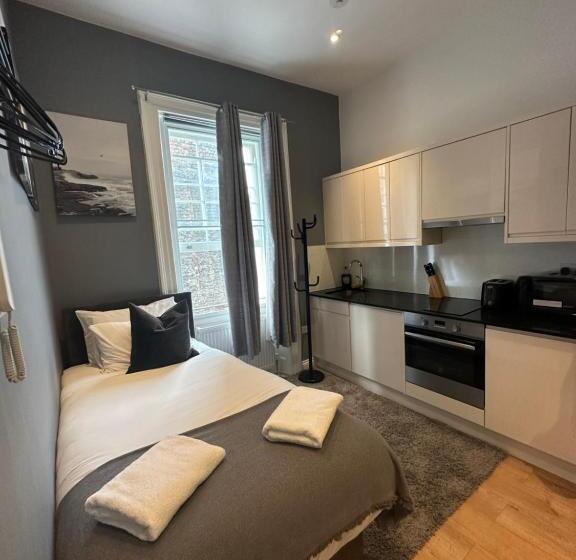 标准工作室, Gloucester Place   Baker Street