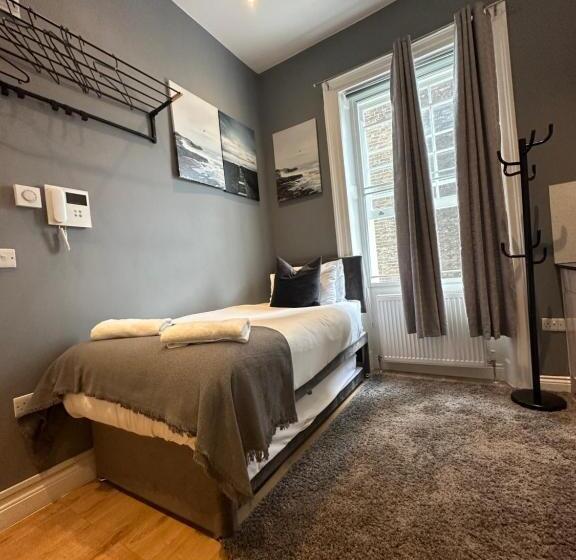 标准工作室, Gloucester Place   Baker Street