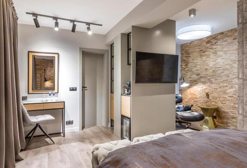 اتاق لوکس, Casa Verdi