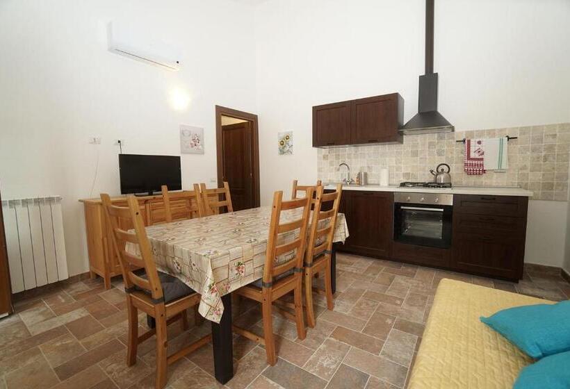 Дом 1 Спальня, Punta Dei Lecci