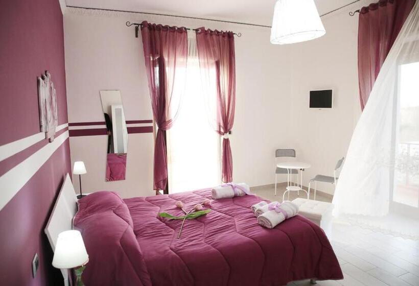 اتاق استاندارد چهار تخته با چشم‌انداز دریا, B&b Magma