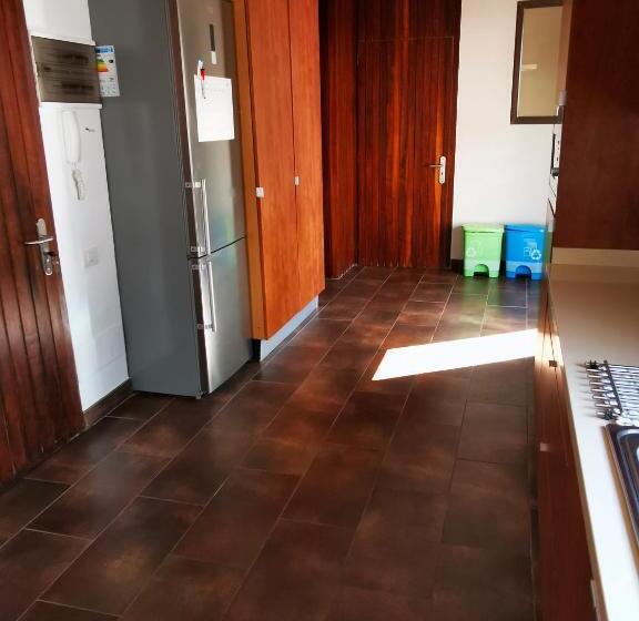 Люкс, Casa Compartida Weyler
