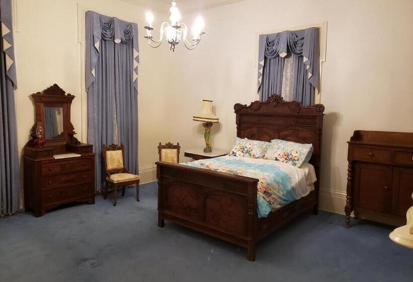 Четырехместный Номер Стандарт, Heritage Inn Bnb