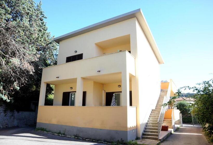 آپارتمان 1 خوابه, Il Roseto