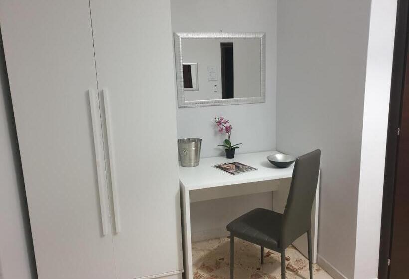Номер Стандарт с Балконом, B&b Dei Rota Affittacamere Mercato San Severino Salerno