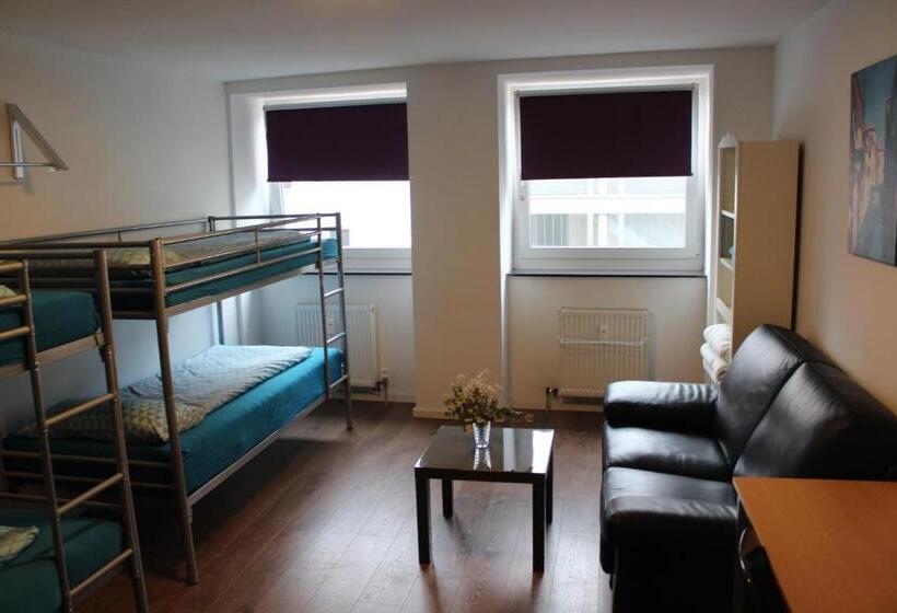 클래식 4인 룸, Rooms In Shared House Saarbrucken Center