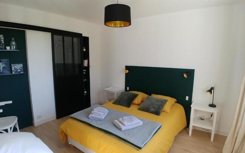 Standard room with outdoor bath, Chambre Avec Suite De 26 M2
