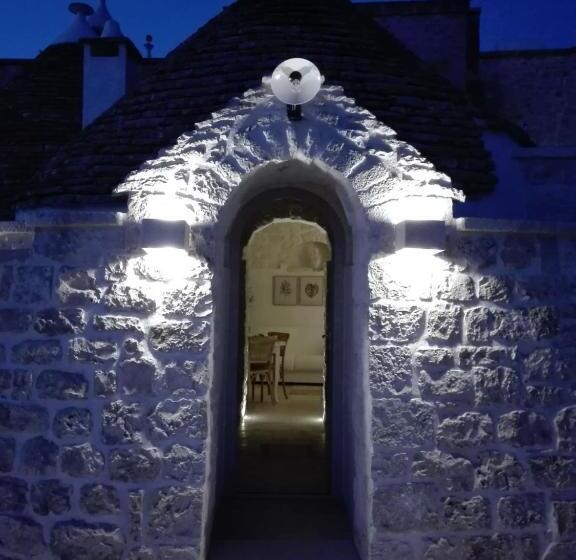 آپارتمان 1 خوابه, Trulli Giaci&mauri