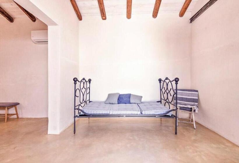 اتاق استاندارد سه نفره, Casina Solatia