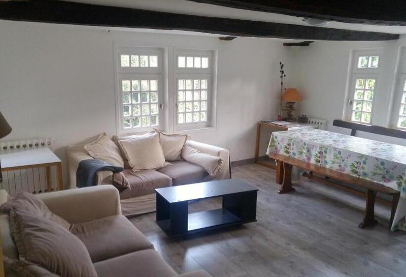 Апартаменты 3 Спальни, Hostel Du Lapin Blanc