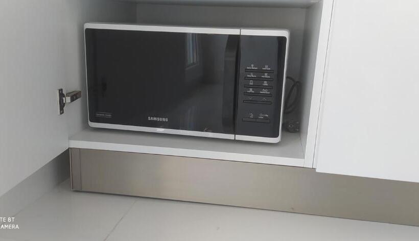 اتاق لوکس با بالکن و چشم‌انداز دریا, Casa Privata Relax Piazza Maria Anania Vico N4