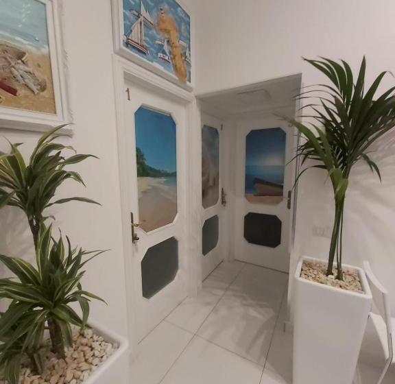 اتاق استاندارد سه نفره, Casa Privata Relax Piazza Maria Anania Vico N4