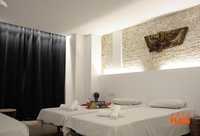 اتاق استاندارد با سرویس بهداشتی مشترک, Art&flats Hostel