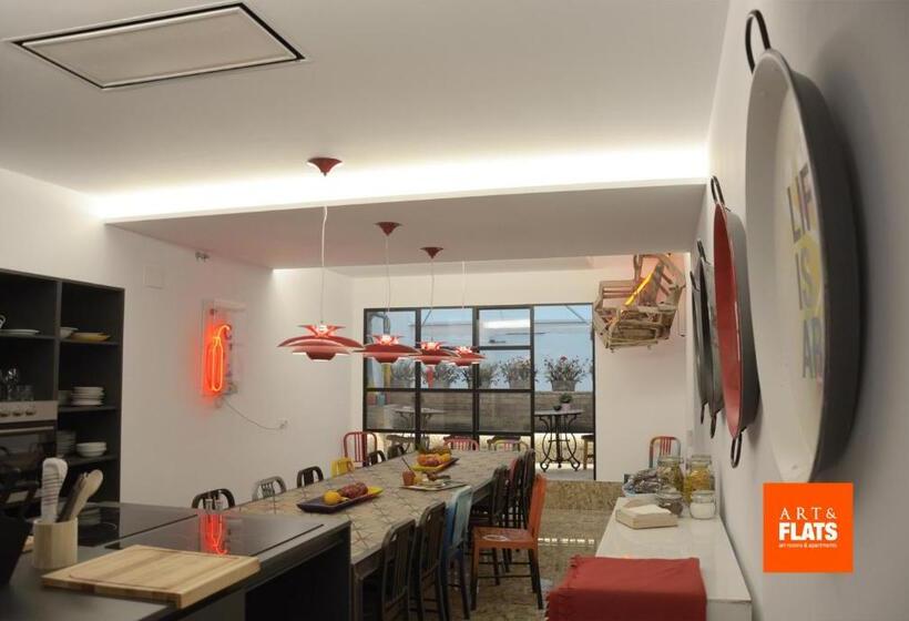 اتاق استاندارد یک تخته با سرویس بهداشتی مشترک, Art&flats Hostel
