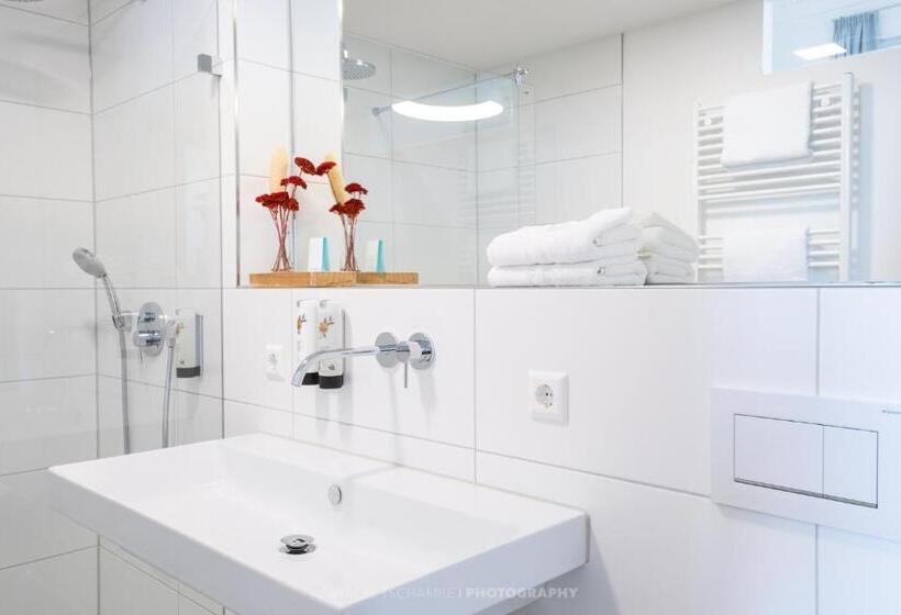 Люкс Повышенной Комфортности, Schlosshotel Horneck