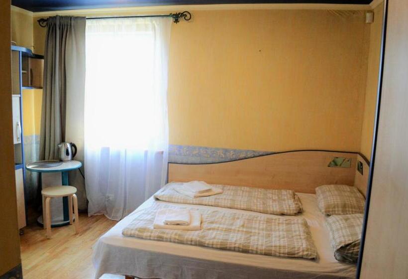 اتاق استاندارد با چشم‌انداز باغ, K8 5 Apartments