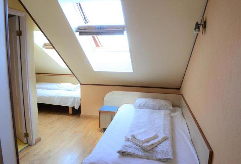 اتاق استاندارد چهار تخته, K8 5 Apartments