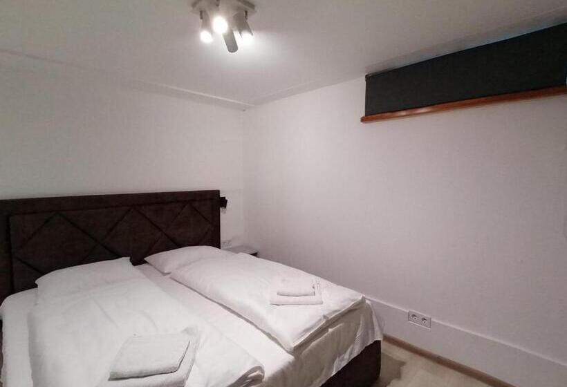 اتاق استاندارد, K8 5 Apartments
