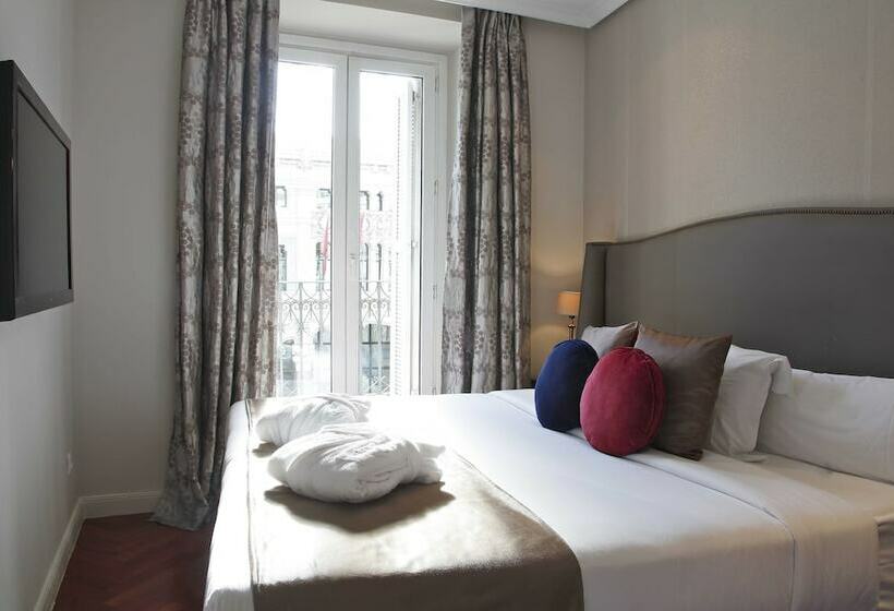 سوییت جونیور, Boutike Cibeles
