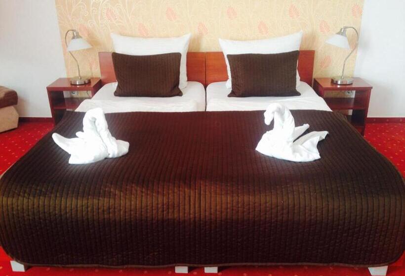 스탠다드 룸, Canada Hotel Budapest