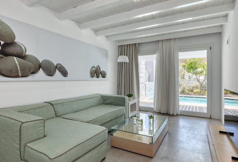套房配有游泳池, Patmos Aktis, A Luxury Collection Resort & Spa, Greece