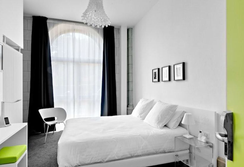 Quarto Estandar, Sozo
