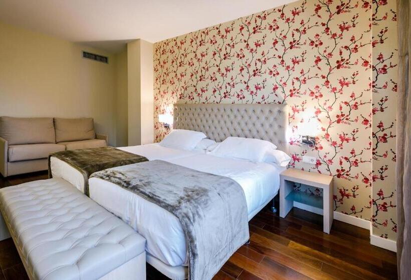 Номер Стандарт Трехместный, U Hotel Spa Ciudad De Astorga