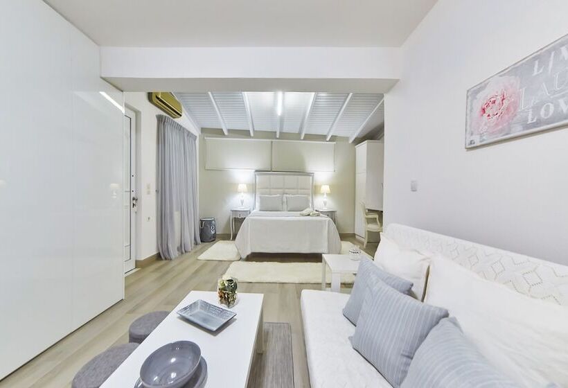 سوییت جونیور, Villa Mare Monte Apart