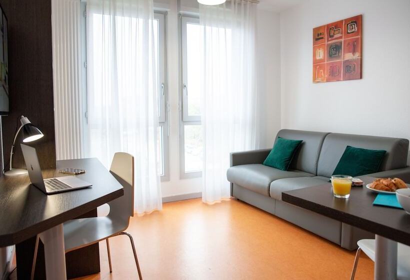Апартаменты 1 Спальня, Comfort Aparthotel Besancon Hauts Du Chazal