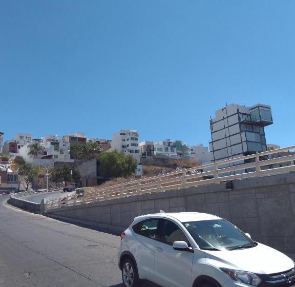 Quarto Estandar, Milenio Iii B&b