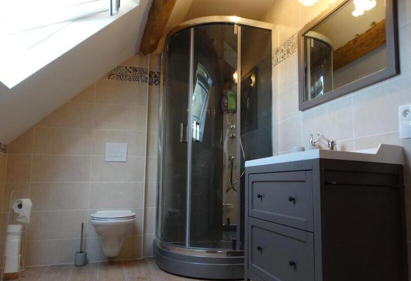 Семейный Номер, B&b Le Corbier