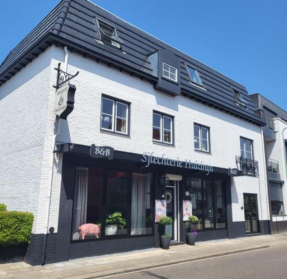 استودیوی استاندارد, B&b Sjlaope Biej De Sjlèchter