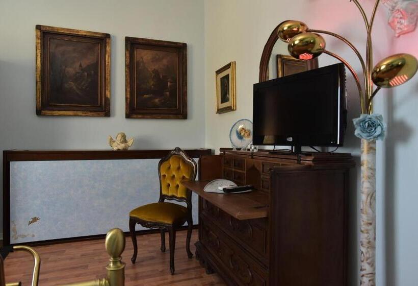 اتاق لوکس, B&b Oasi Degli Angeli