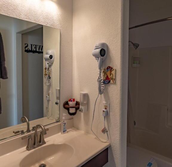 Номер Стандарт Трехместный, Bryce Trails Bed And Breakfast