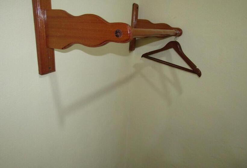Suíte Familiar, Nicte Ha