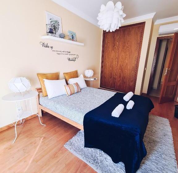 اتاق استاندارد با بالکن, Downtown Guest House